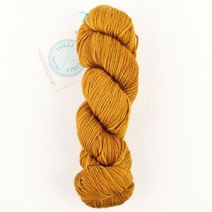 Three Irish Girls Yarn Springvale DK 100% Superwash Merino Hand-Dyed Guiness